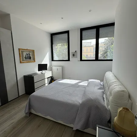 Ricasoli 80 - Elegante Con Parcheggio Privato Apartment Siena