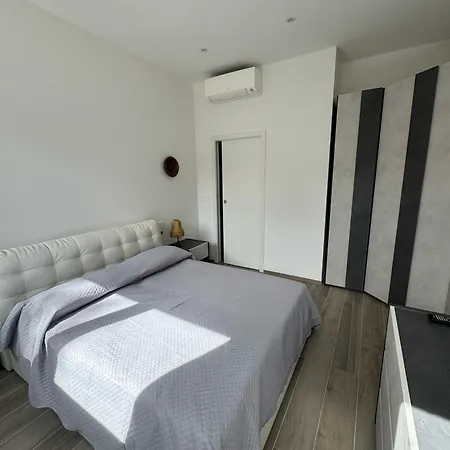 Appartamento Ricasoli 80 - Elegante Con Parcheggio Privato