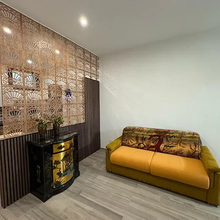 Ricasoli 80 - Elegante Con Parcheggio Privato 锡耶纳