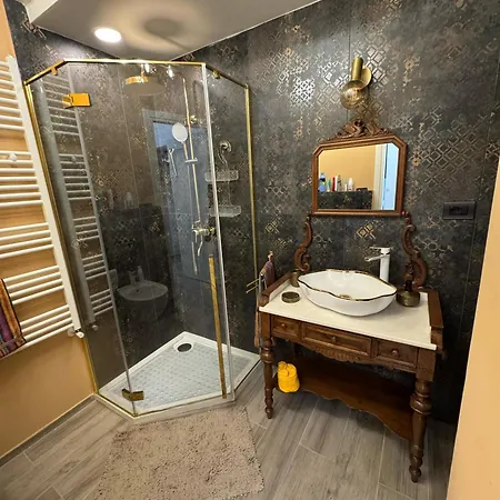 Ricasoli 80 - Elegante Con Parcheggio Privato Siena