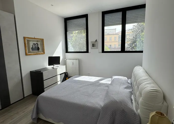 Ricasoli 80 - Elegante Con Parcheggio Privato Apartment Siena