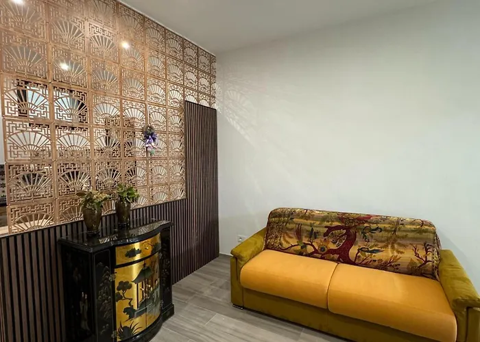 Ricasoli 80 - Elegante Con Parcheggio Privato 锡耶纳