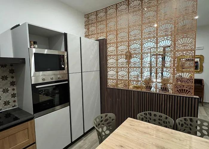 Ricasoli 80 - Elegante Con Parcheggio Privato Apartment