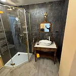 Ricasoli 80 - Elegante Con Parcheggio Privato Apartment *