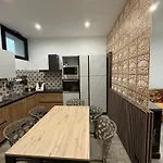 Apartment Ricasoli 80 - Elegante Con Parcheggio Privato *